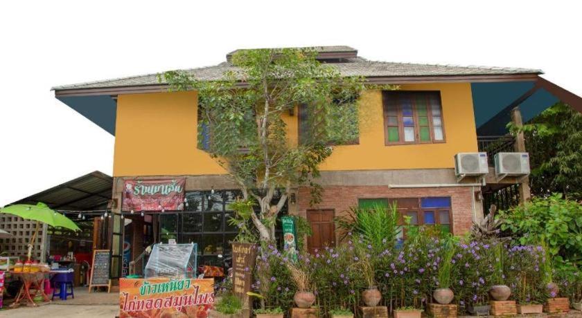 Отель Oyo 1155 Bikers House And Enduro Tours Чиангмай Экстерьер фото